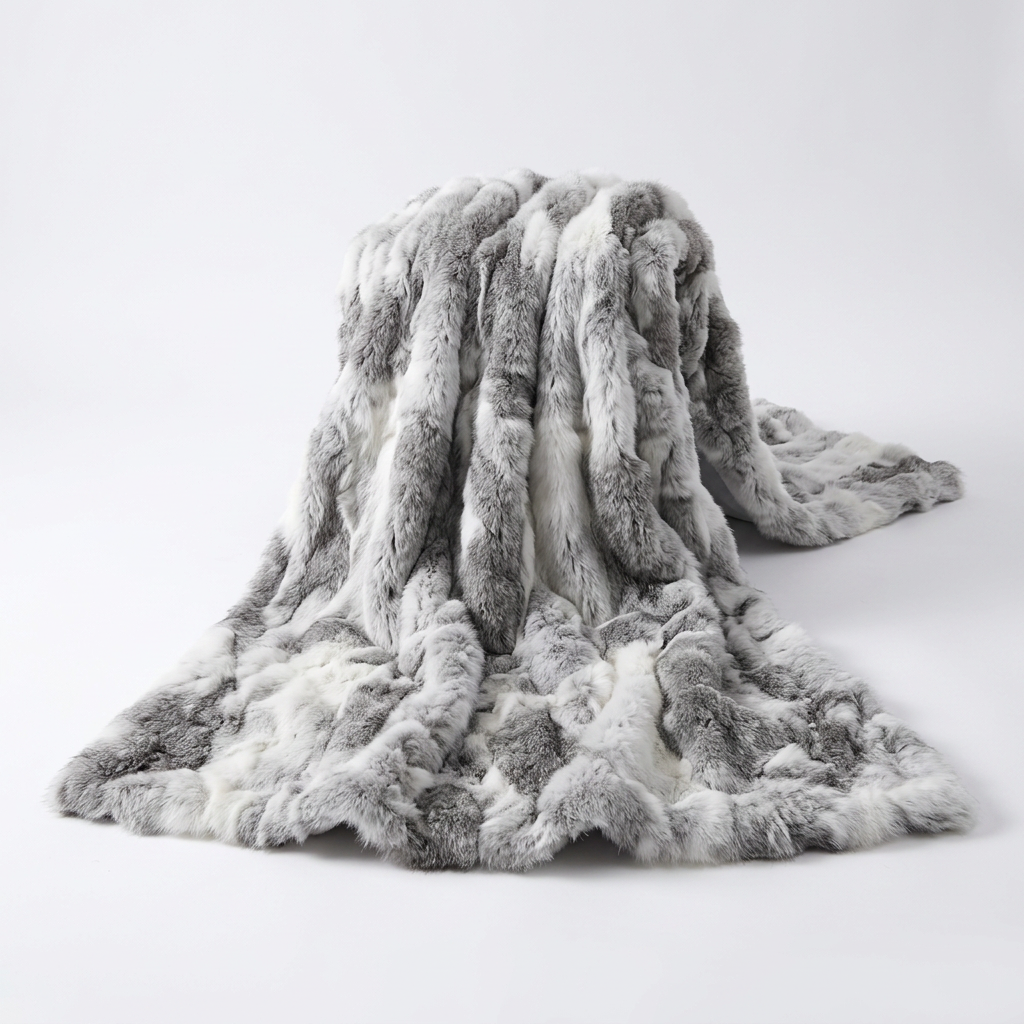 Luna Fur Throw