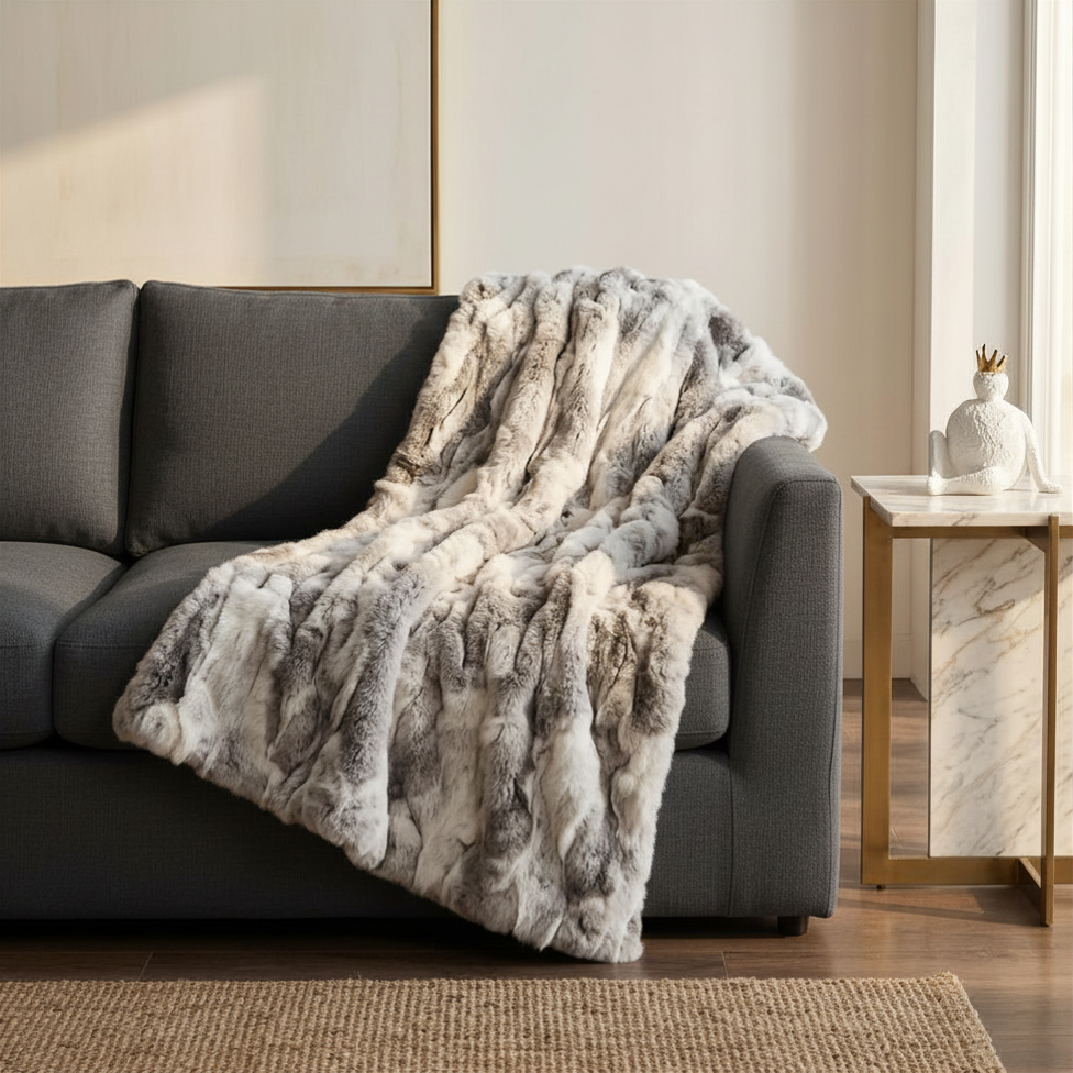 Luna Fur Throw